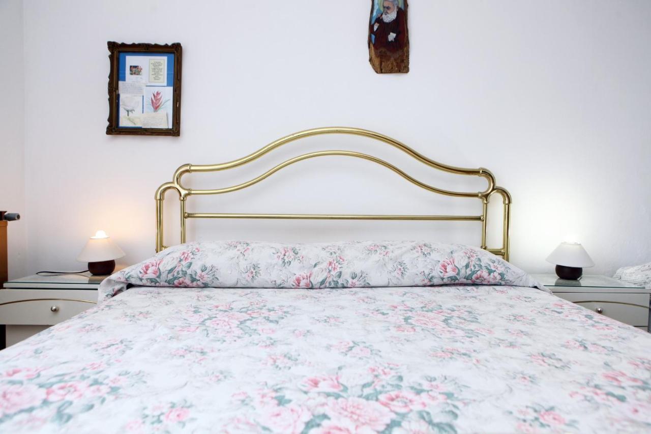 Rooms Torcello - With Shared Bathroom Порторож Экстерьер фото