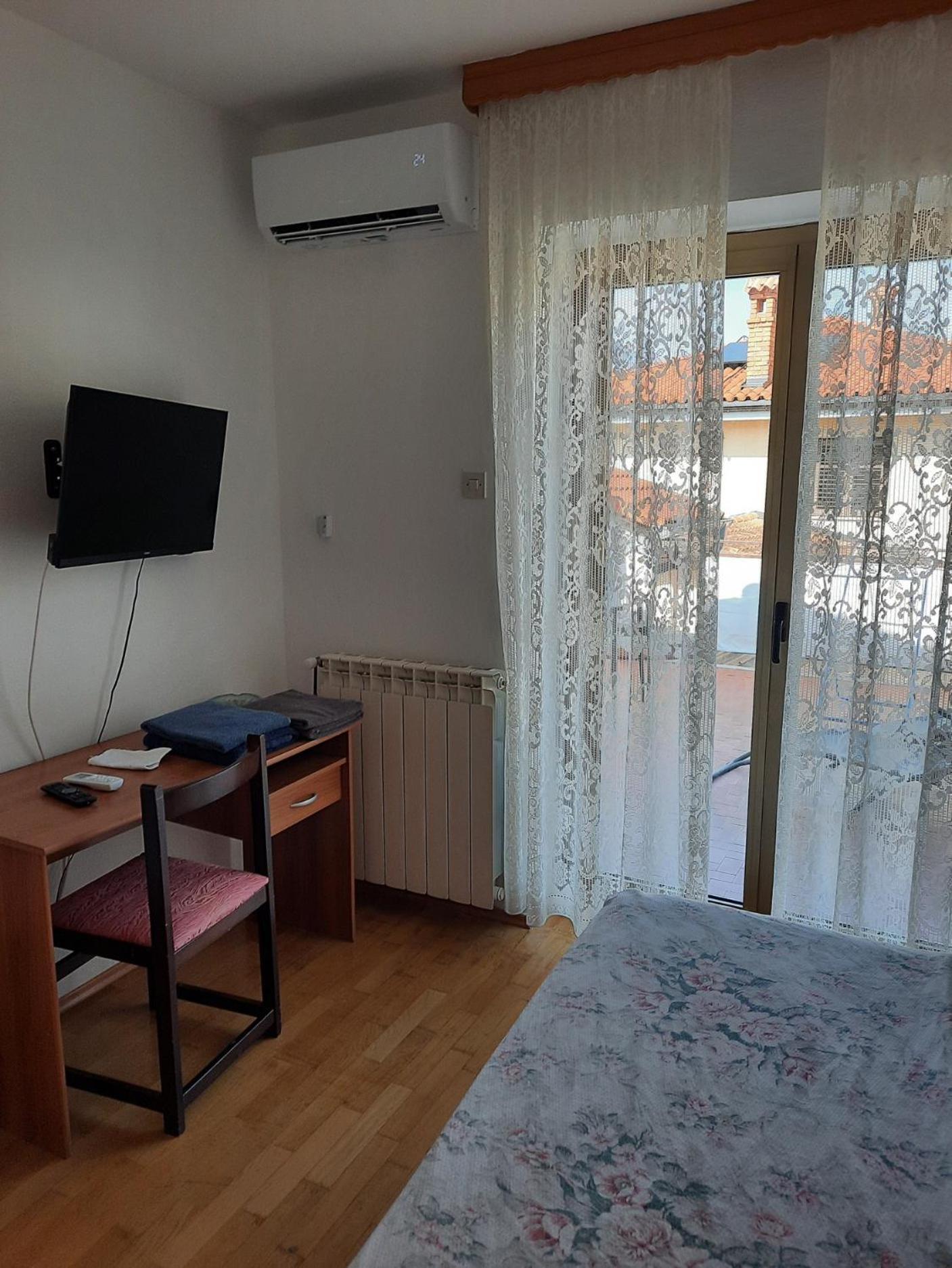 Rooms Torcello - With Shared Bathroom Порторож Экстерьер фото